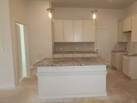 736 Hackberry Branch Ct, Magnolia, TX 77354