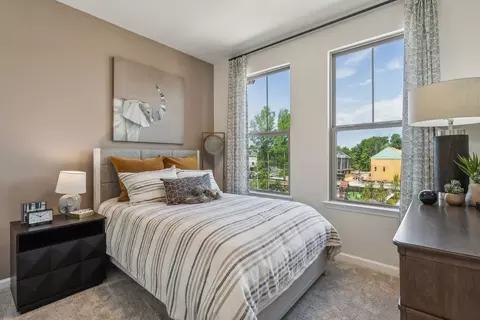 Bedroom - 7047 Gladebrook Rd, Brandywine, MD 20613 photo 1 of 10