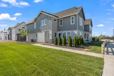 12557 W Bridger Bay Dr, Star, ID 83669