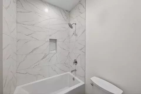 Bath - 15538 Colorado Ave, Paramount, CA 90723 photo 9 of 14