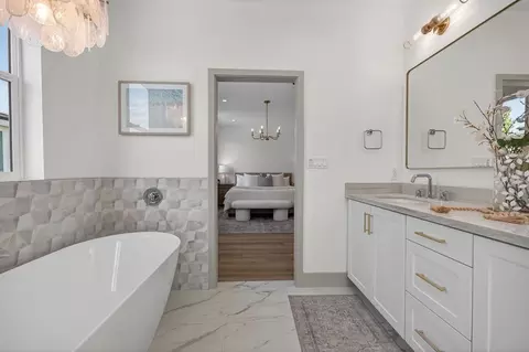 Bath - 15538 Colorado Ave, Paramount, CA 90723 photo 13 of 14