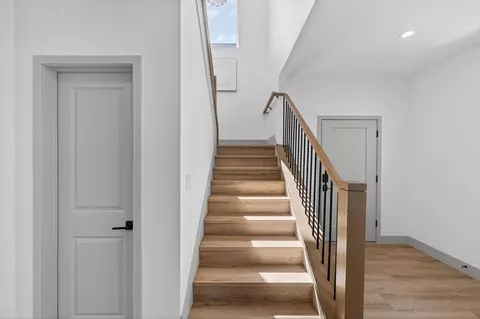 Entry Way - 15538 Colorado Ave, Paramount, CA 90723 photo 6 of 19