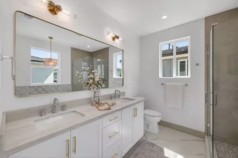 Bath - 15538 Colorado Ave, Paramount, CA 90723 photo 14 of 14