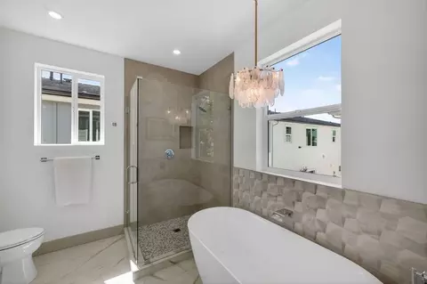 Bath - 15538 Colorado Ave, Paramount, CA 90723 photo 7 of 14
