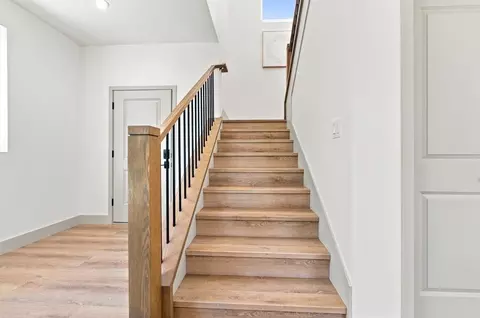 Entry Way - 15540 Colorado Ave, Paramount, CA 90723 photo 4 of 6