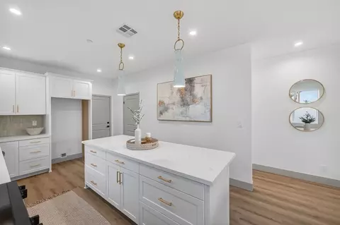 Entry Way - 15538 Colorado Ave, Paramount, CA 90723 photo 5 of 19