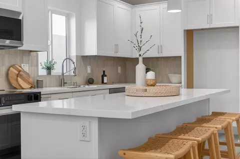 Kitchen - 15538 Colorado Ave, Paramount, CA 90723 photo 9 of 11