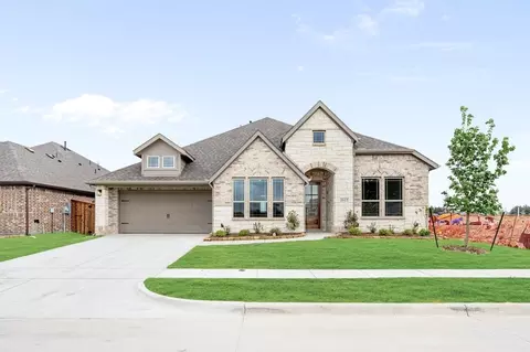1617 Community Dr, Cedar Hill, TX 75116