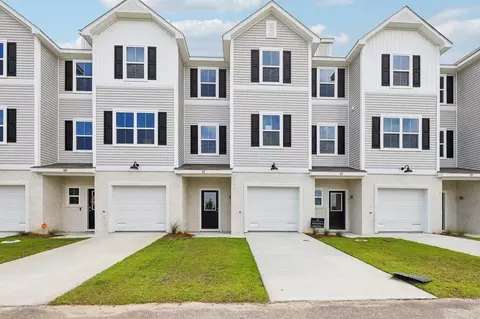 111 Annoula Way, Savannah, GA 31419