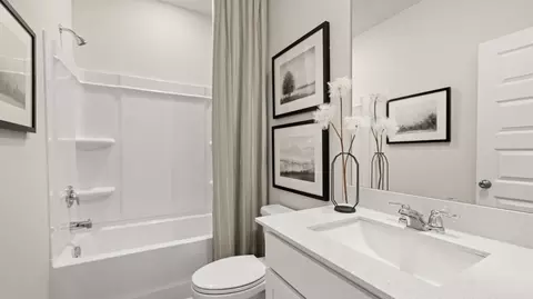 Bath - 2813 Haven Dr, Murfreesboro, TN 37127 photo 3 of 5