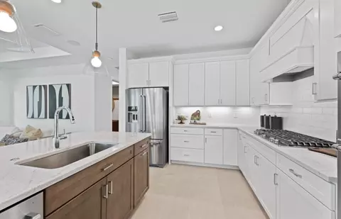 Kitchen - 3260 Hampton Blvd, Alva, FL 33920 photo 4 of 7