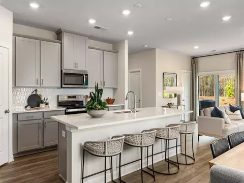 Kitchen - 6017 Starview Ter, Charlotte, NC 28216 photo 4 of 4