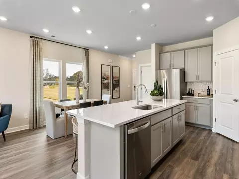 Kitchen - 6017 Starview Ter, Charlotte, NC 28216 photo 2 of 4