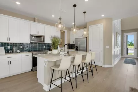 Kitchen - 4500 Firefly Ln, Saint Cloud, FL 34772 photo 2 of 5