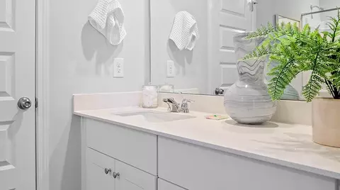 Bath - 1504 King Oaks Lp, Conway, SC 29526 photo 3 of 3