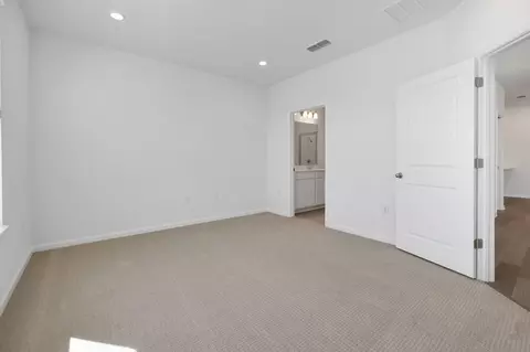 Bedroom - 390 Woods Ln, Saint Augustine, FL 32092 photo 7 of 9