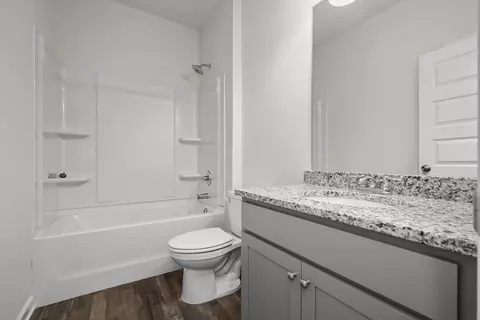 Bath - 696 Clark Rd, Inman, SC 29349 photo 3 of 3