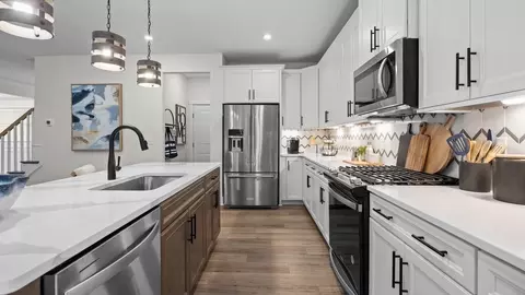 Kitchen - 325 Supernova Dr, York, SC 29745 photo 10 of 11