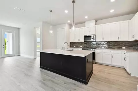 Kitchen - 5346 Wolf Creek Dr, Apollo Beach, FL 33572 photo 1 of 4