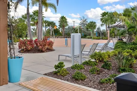 Exterior - 5346 Wolf Creek Dr, Apollo Beach, FL 33572 photo 7 of 12