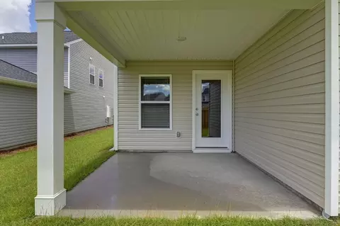 Exterior - 2065 Minna Pl, Sumter, SC 29153 photo 2 of 4