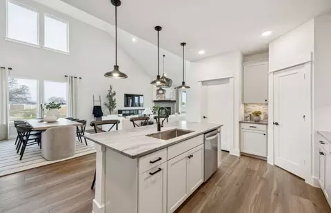 Kitchen - 11045 Abbotsbury Rd, Haslet, TX 76052 photo 3 of 4