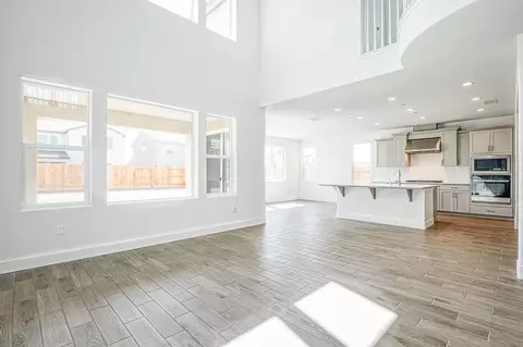 Living - 989 Talus Way S, Madera, CA 93636 photo 7 of 12