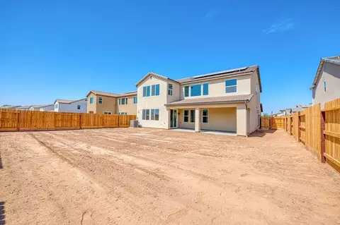Exterior - 989 Talus Way S, Madera, CA 93636 photo 6 of 15