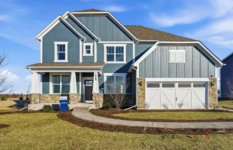 155 Osage Ln, New Lenox, IL 60451