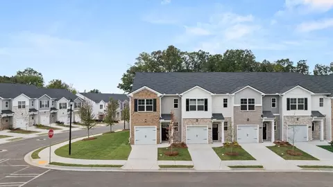 5009 Oakwood Rd, Stone Mountain, GA 30088