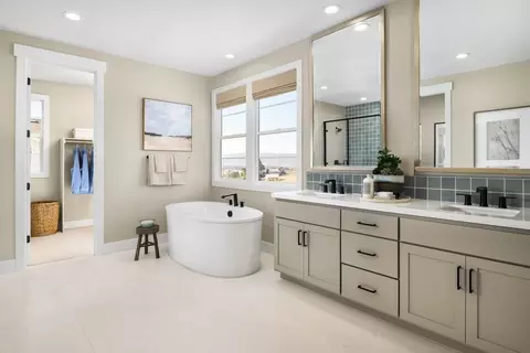 Bath - 3943 Kevin St, Dublin, CA 94568 photo 5 of 5