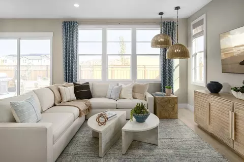 Living - 3943 Kevin St, Dublin, CA 94568 photo 2 of 4