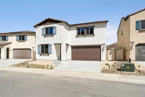 29928 Harmony Heights Dr, Lake Elsinore, CA 92532