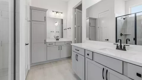 Bath - 17202 Skylark Forest Dr, Cypress, TX 77433 photo 1 of 6