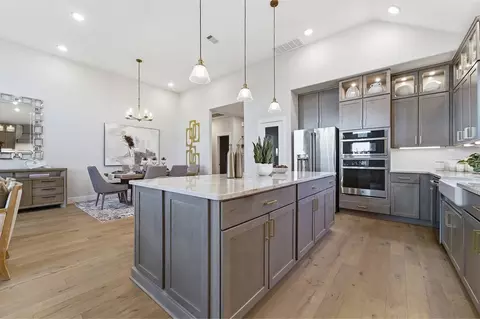 Kitchen - 7942 Jade Crest Dr, Angleton, TX 77515 photo 11 of 15