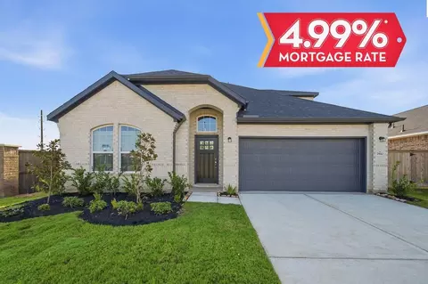7942 Jade Crest Dr, Angleton, TX 77515