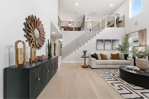 Entry Way - 7942 Jade Crest Dr, Angleton, TX 77515 photo 9 of 12