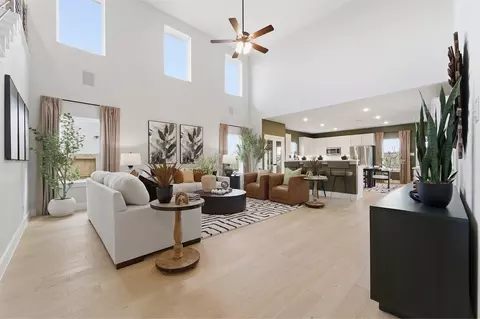 Entry Way - 7942 Jade Crest Dr, Angleton, TX 77515 photo 8 of 12