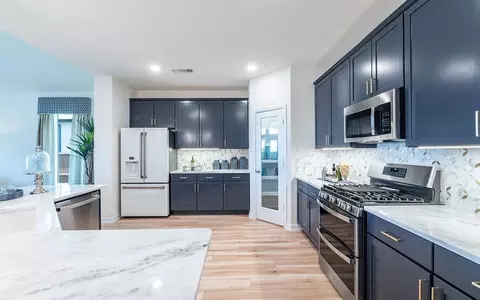 Kitchen - 7942 Jade Crest Dr, Angleton, TX 77515 photo 4 of 15