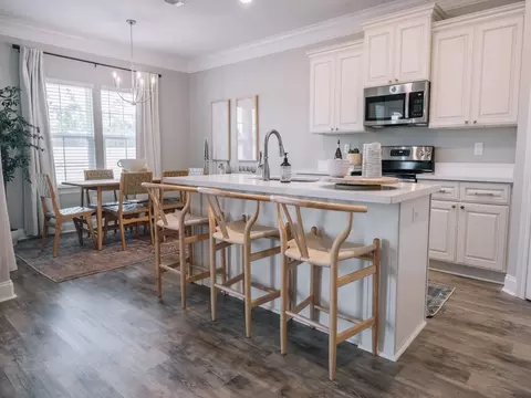 103 S Founders Way, Hattiesburg, MS 39401
