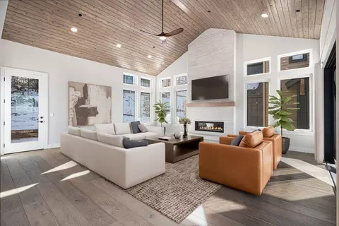 64 Overlook Pl, Winter Park, CO 80482