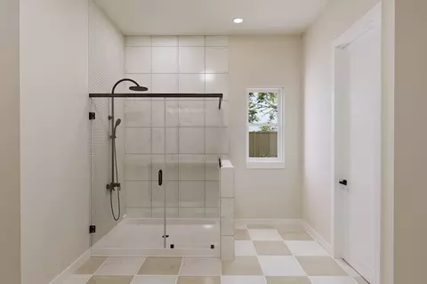 Bath - 9415 Forest Ground Ave, Conroe, TX 77301 photo 2 of 3