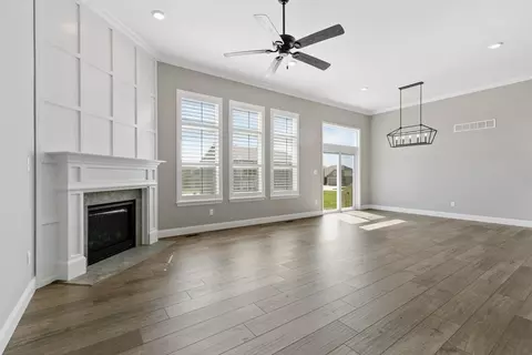 Living - Talladega Dr, Ashland, MO 65010 photo 2 of 6