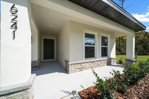 Exterior - 13161 Spring Hill Dr, Spring Hill, FL 34609 photo 3 of 18