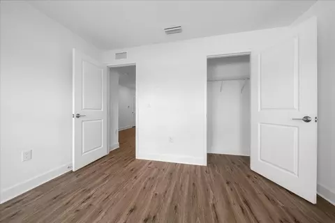Bedroom - 13161 Spring Hill Dr, Spring Hill, FL 34609 photo 3 of 9