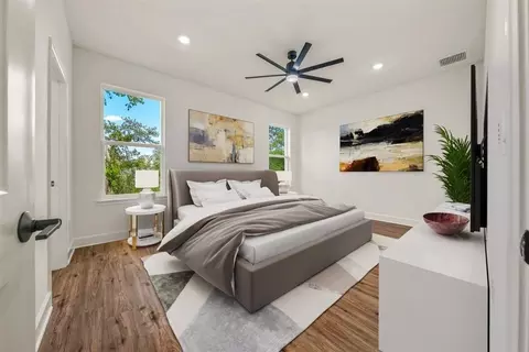 Bedroom - 13161 Spring Hill Dr, Spring Hill, FL 34609 photo 9 of 9