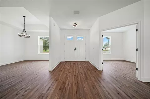 Entry Way - 13161 Spring Hill Dr, Spring Hill, FL 34609 photo 6 of 9
