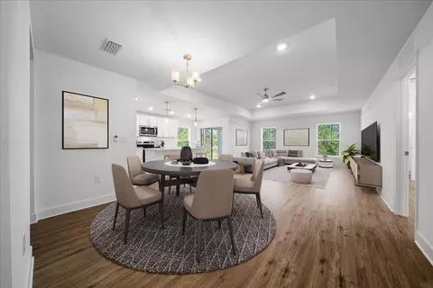 Dining - 13161 Spring Hill Dr, Spring Hill, FL 34609 photo 1 of 1