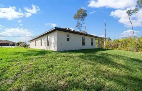 Exterior - 13161 Spring Hill Dr, Spring Hill, FL 34609 photo 6 of 18