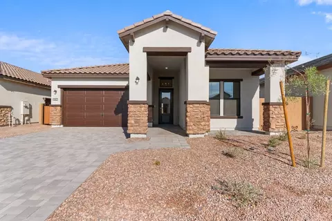 557 E Grayling Rd, San Tan Valley, AZ 85140